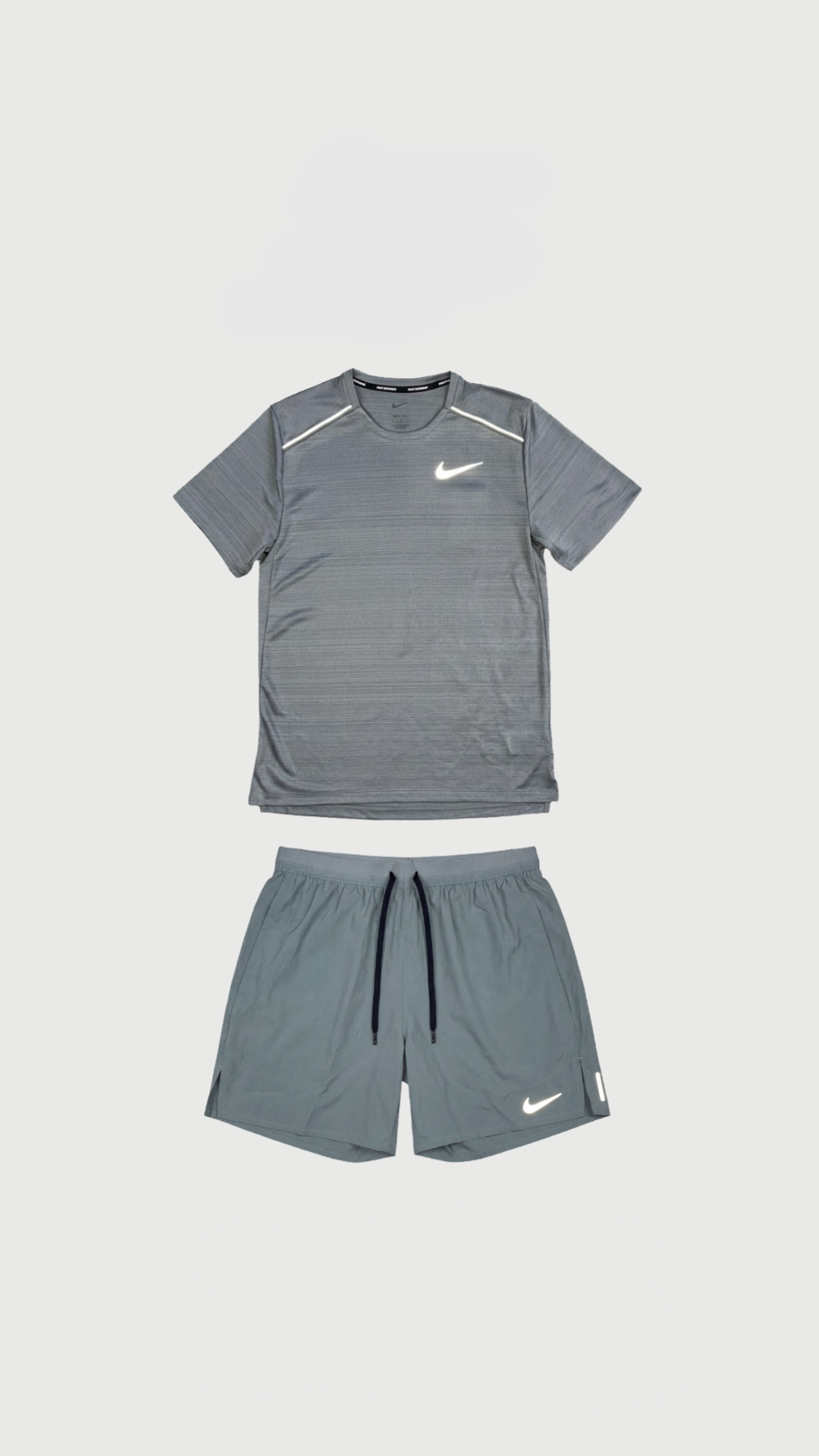Outfit- Gris Foncé
